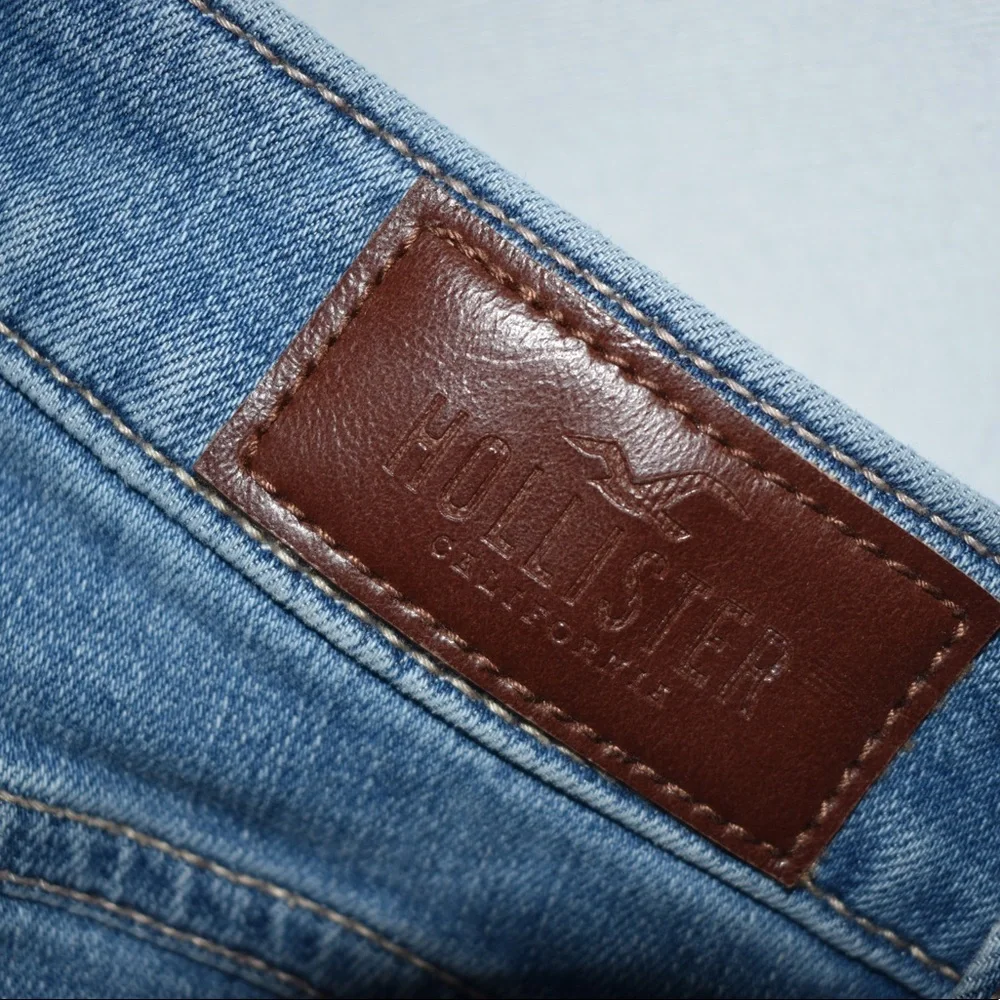 HOLLISTER HIGH RISE SUPER STRETCH JEANS - Picture 4 of 6